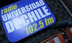 Presidente de AIE en Radio Universidad de Chile hablando sobre Tecnología Chilena