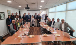 AIE realiza conversatorio de Tecnología y Economía